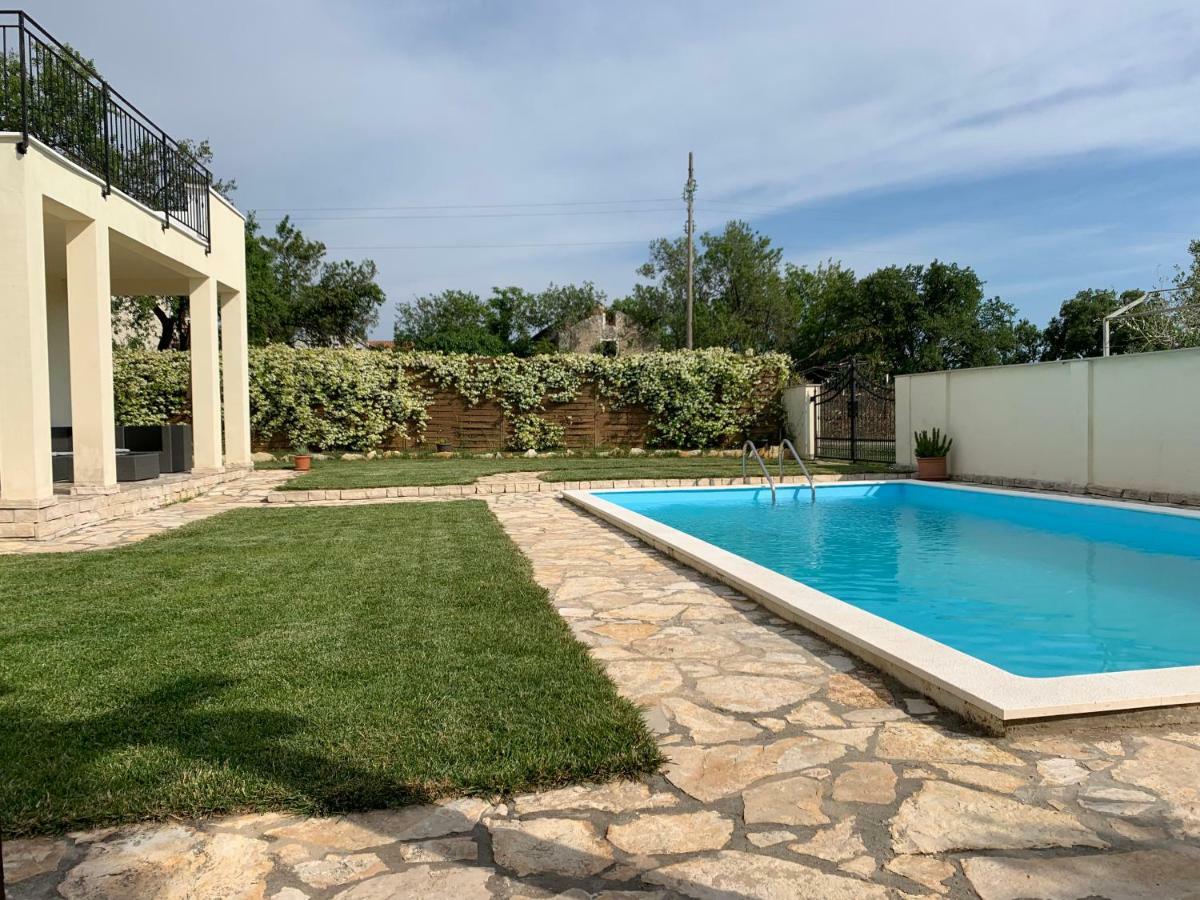 Villa Pistan Murvica  Exterior foto